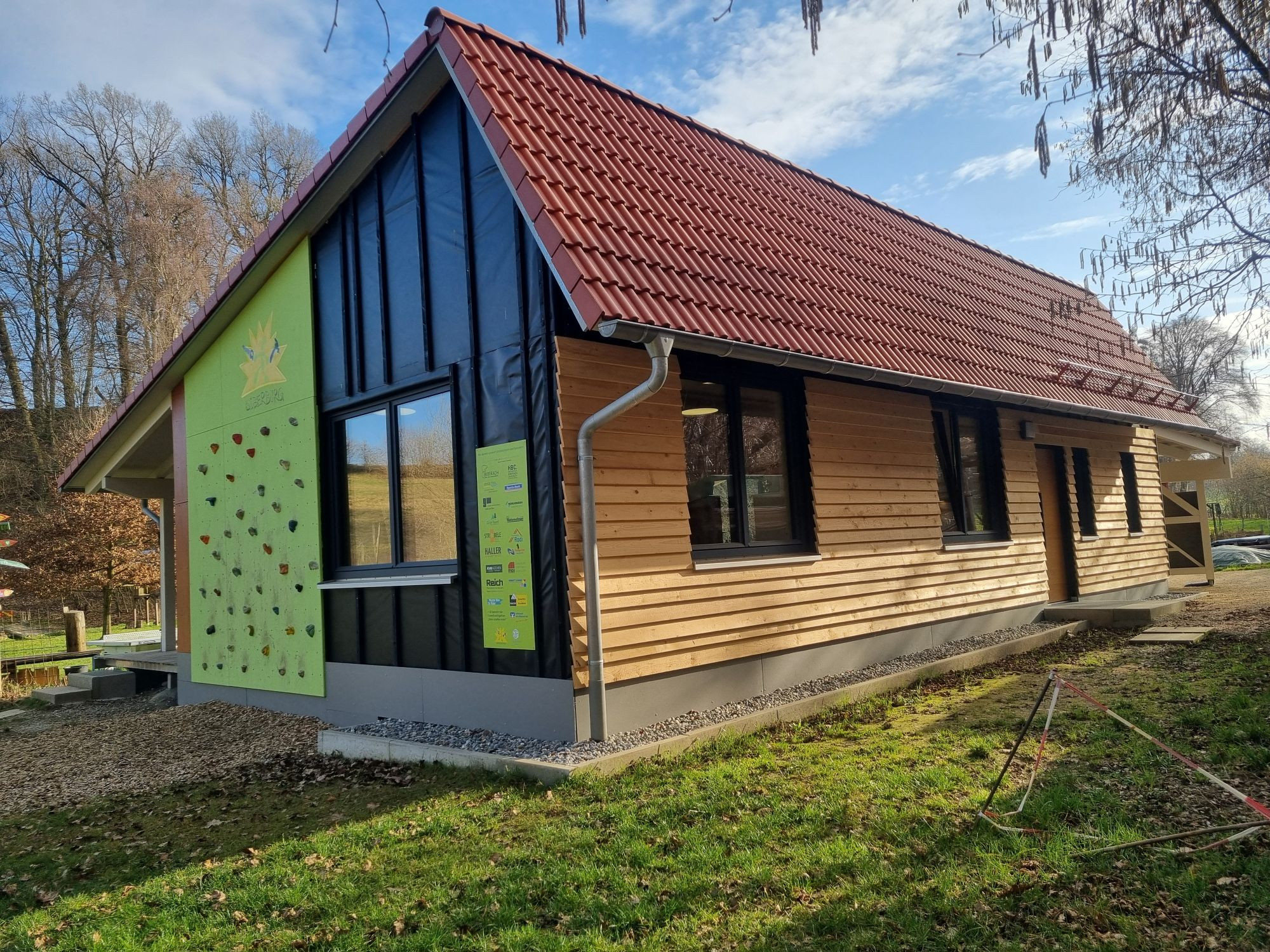 Neubau Mehrzweckgebäude Abenteuerspielplatz in Biberach – Projekt von JKLM Freie Architekten